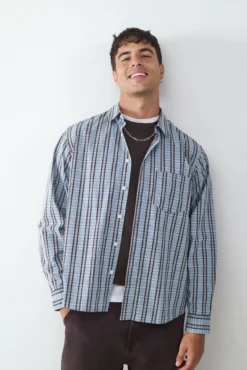Camisa manga larga oversize bolsillo