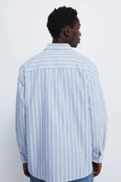 Camisa oxford rayas y bolsillos