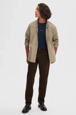 Camisa oxford Regular Fit con bolsillo 100% algodón