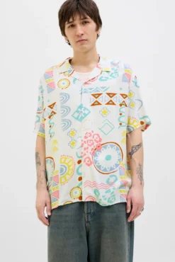 Camisa relaxed fit estampada