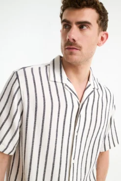 Camisa resort de manga corta