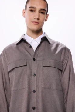 Camisa tipo lanera bolsillos