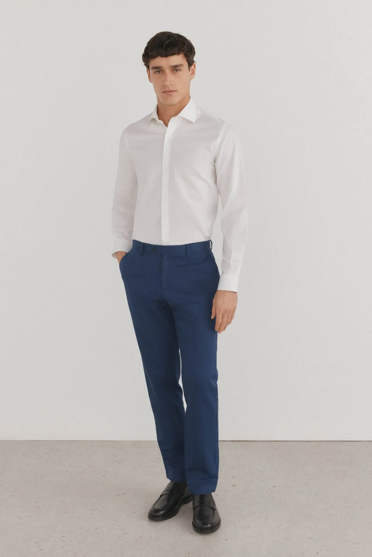 Camisa vestir lisa non iron + antimanchas