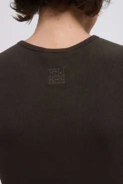 Camiseta basica sin mangas canalé