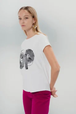 Camiseta Blanca Vibrante