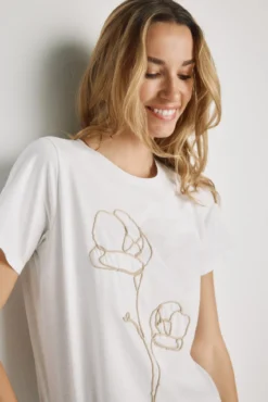 Camiseta bordada manga corta