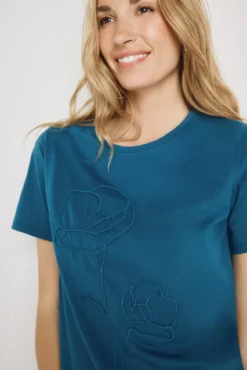 Camiseta bordada manga corta