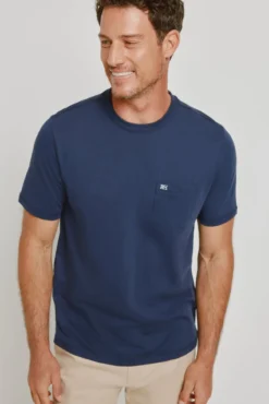 Camiseta básica con logo bordado