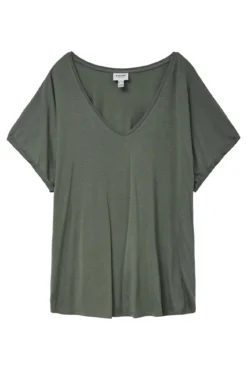 Camiseta básica cuello pico talla grande