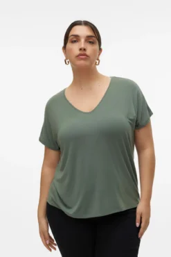 Camiseta básica cuello pico talla grande