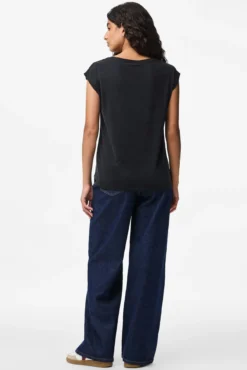 Camiseta básica fluida