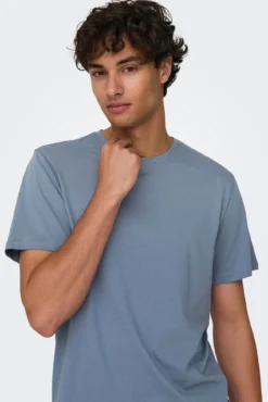 Camiseta básica manga corta