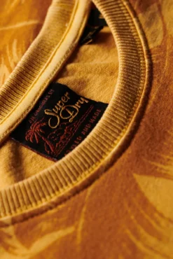 Camiseta con estampado sobreteñido Vintage