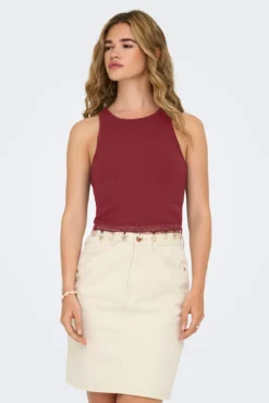 Camiseta crop sin mangas