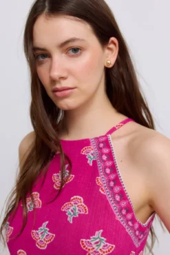 Camiseta cuello halter estampada