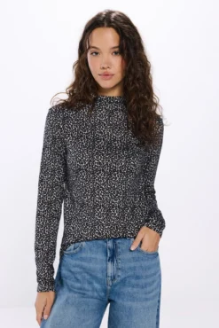 Camiseta cuello perkins tacto suave