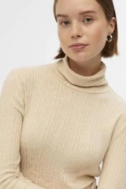 Camiseta cuello vuelto