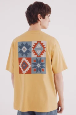 Camiseta damero nativo
