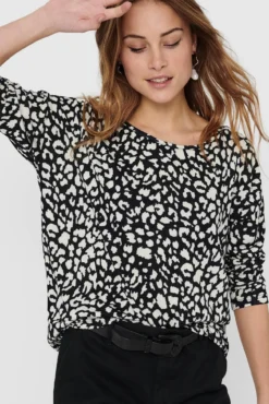 Camiseta de cuello barco y manga 4/5