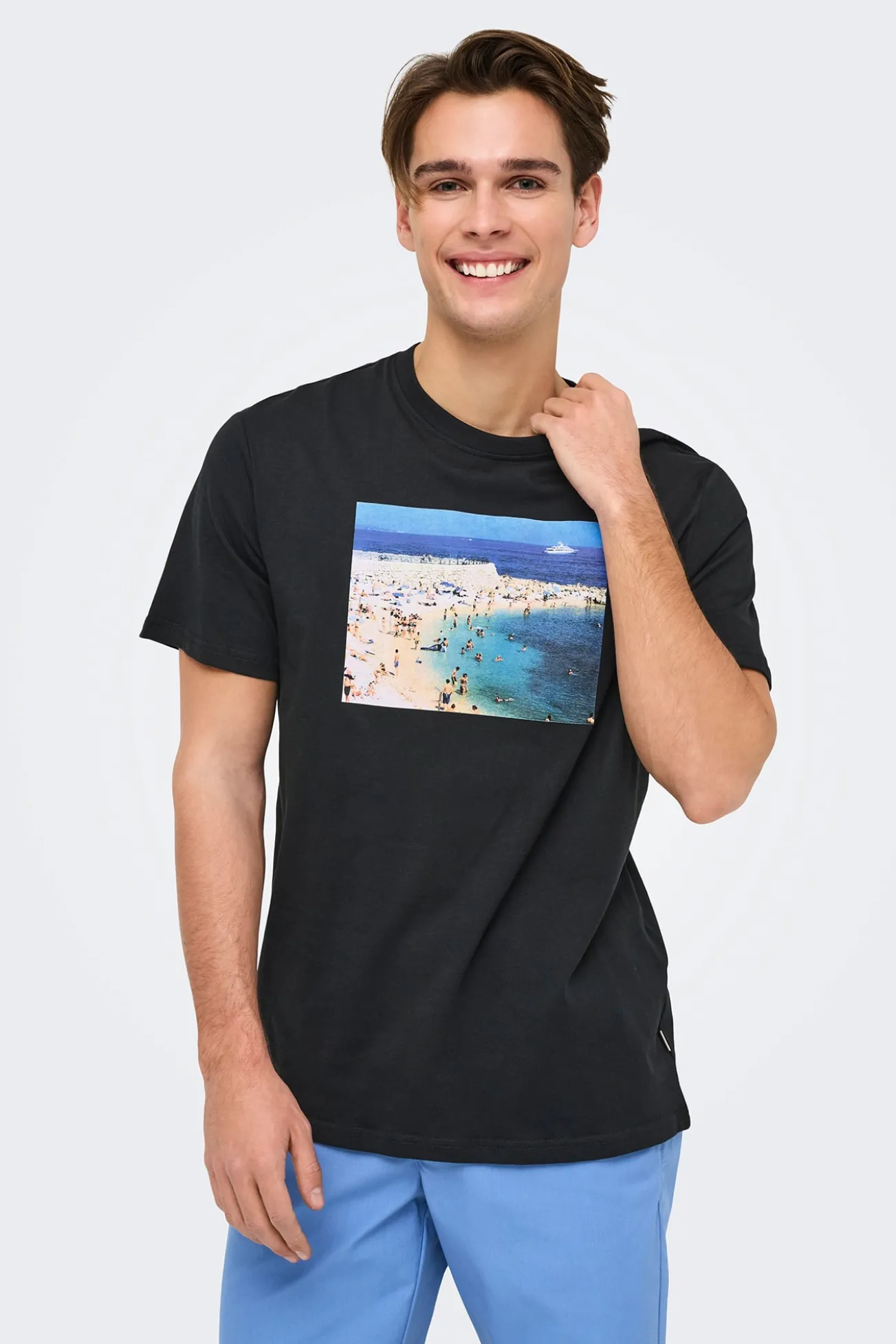 Camiseta de hombre regular fit. 100% algodón orgánico.
