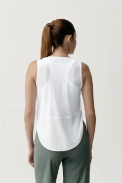 Camiseta deportiva Caliope blanco roto