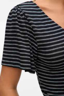 Camiseta de rayas con mangas acampanadas