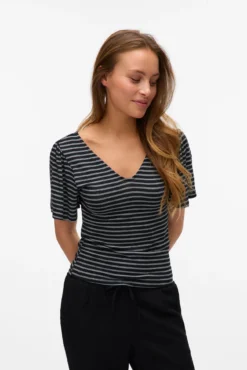 Camiseta de rayas con mangas acampanadas