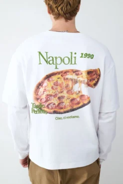 Camiseta doble manga estampado pizza