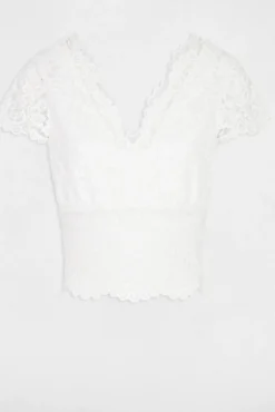 Camiseta encaje y escote en V
