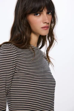 Camiseta entallada rayas lurex