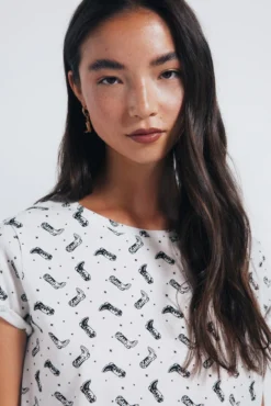 Camiseta estampada motivos pequeños