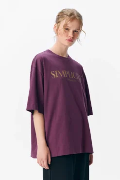 Camiseta estampada texto