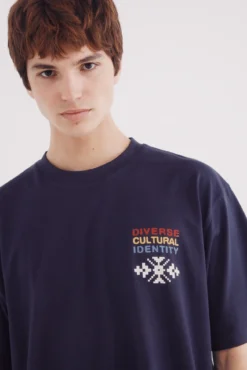 Camiseta estampado étnico