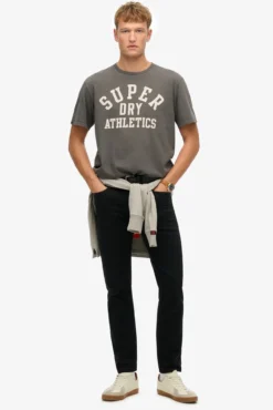 camiseta gráfica Athletic Essential