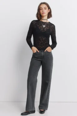 Camiseta lace flores