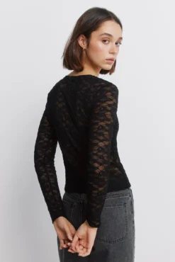 Camiseta lace flores