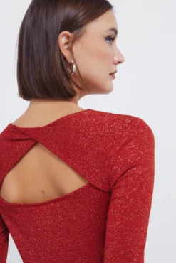 Camiseta lurex escote espalda