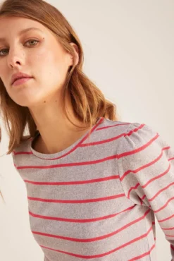 Camiseta Manga Abullonada