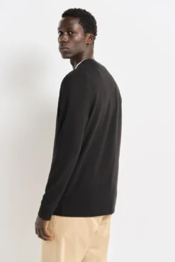 Camiseta manga larga atabillada puños