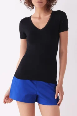 Camiseta negra manga corta
