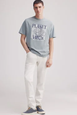Camiseta planet vives
