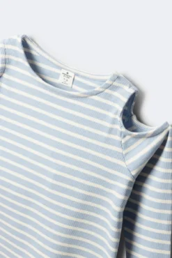 Camiseta rib hombros descubiertos niña