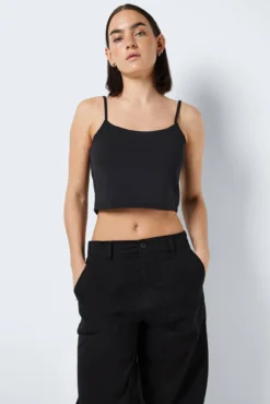Camisetas con mangas de tirantes