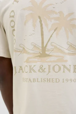 Camiseta slim backprint