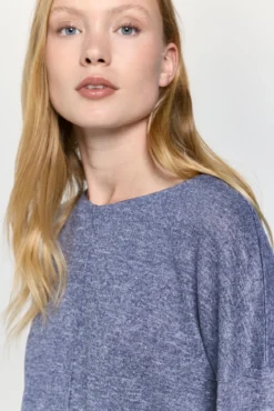 Camiseta tacto suave manga larga cuello redondo