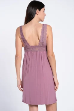 Camisón lencero con encaje premamá
