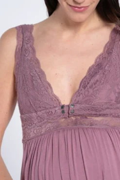 Camisón lencero con encaje premamá
