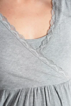 Camisón rib premamá con escote cruzado