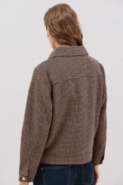 Chaqueta corta cremallera