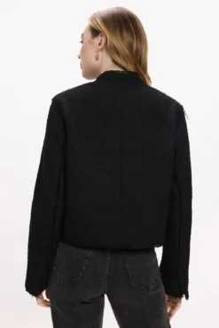 Chaqueta de paño con botones